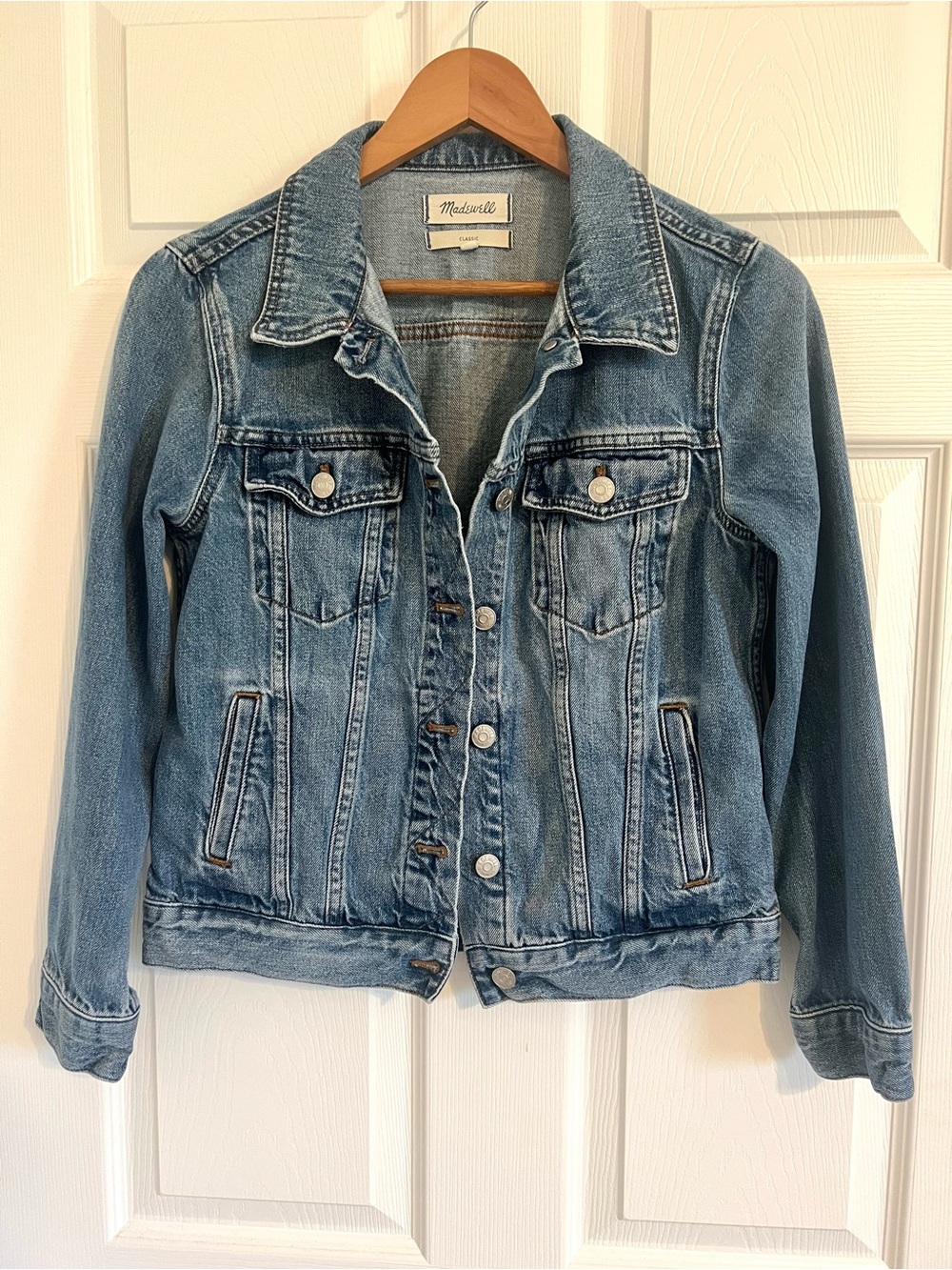 Madewell Classic Faded Blue Denim Trucker Jacket